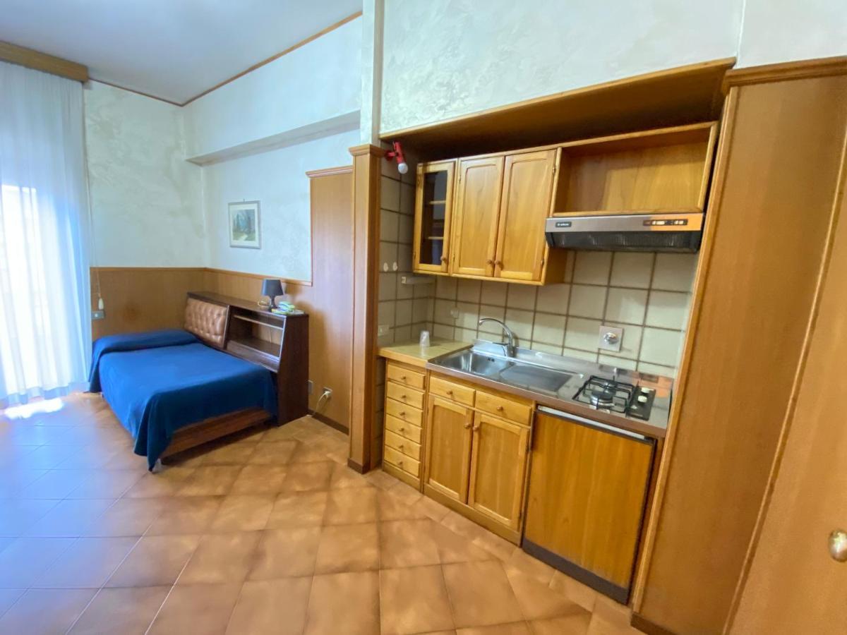 Residence Hotel Valery Monterotondo  Extérieur photo